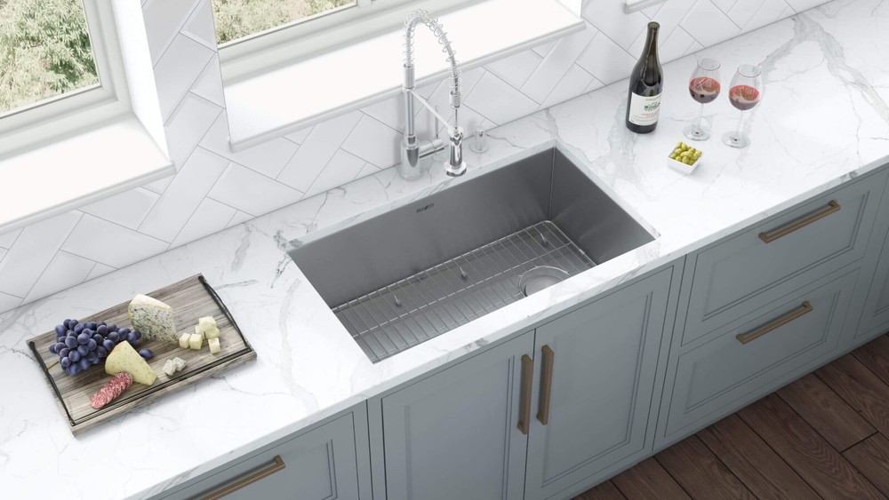 Ruvati 30-inch Slope Bottom Offset Drain Undermount Kitchen Sink - RVH7480