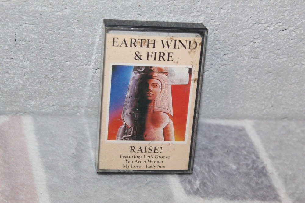 Earth Wind & Fire Raise Cassette- B3