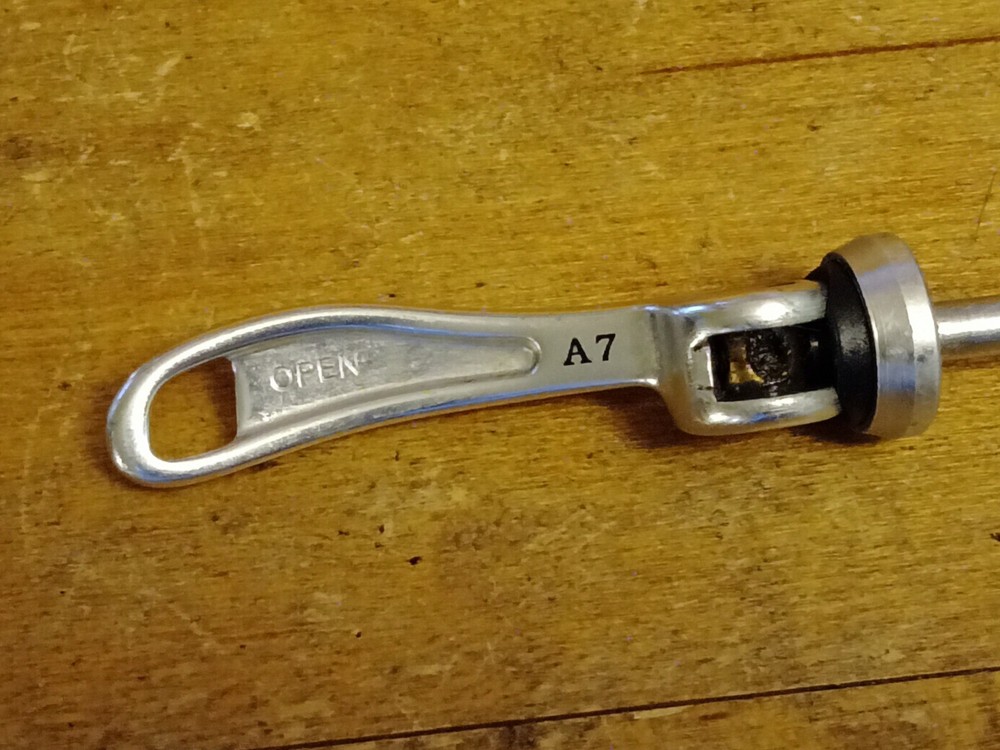 Vintage Unbranded Front Quick Release Skewer