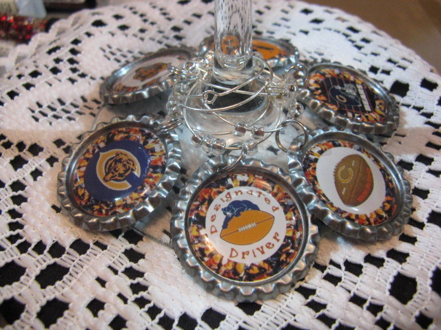 1" Bottle Cap Image Wine Charms ~ Handcrafted ~ **Gift Idea ~ Bears