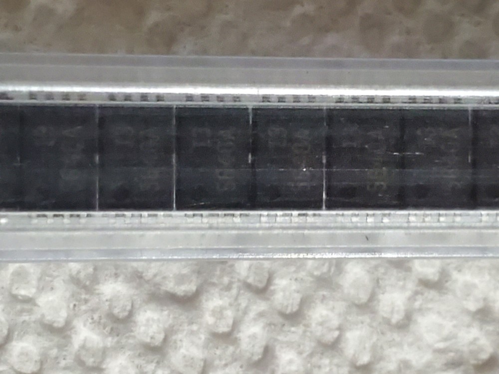 Microchip Tech AT25640A-10TI-2.7 IC - EEPROM (64k)