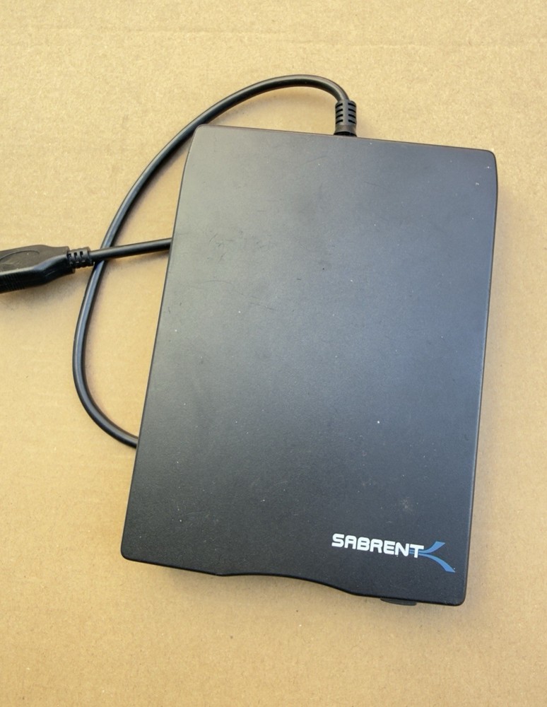 External USB 3.5" Floppy Disk Drive for PC/Mac Sabrent Model FL-UDRV