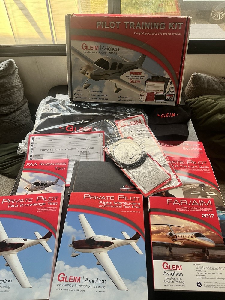 GLEIM Aviation pilot Training Kit 2017 Edition Course Materials