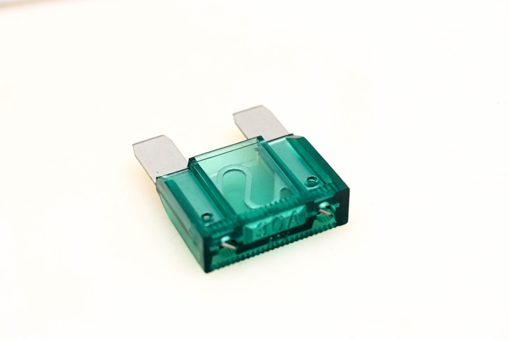 Mack 985AM22 30amp Fuse NOS