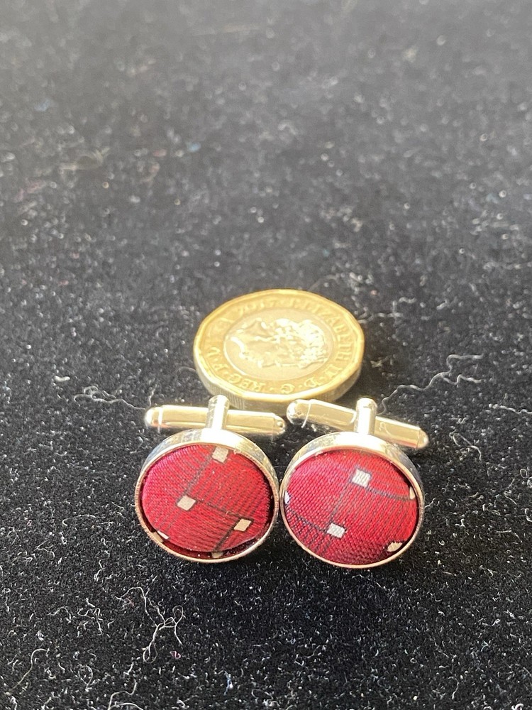 Patterned silk faced cufflinks - red fabric/silver tone
