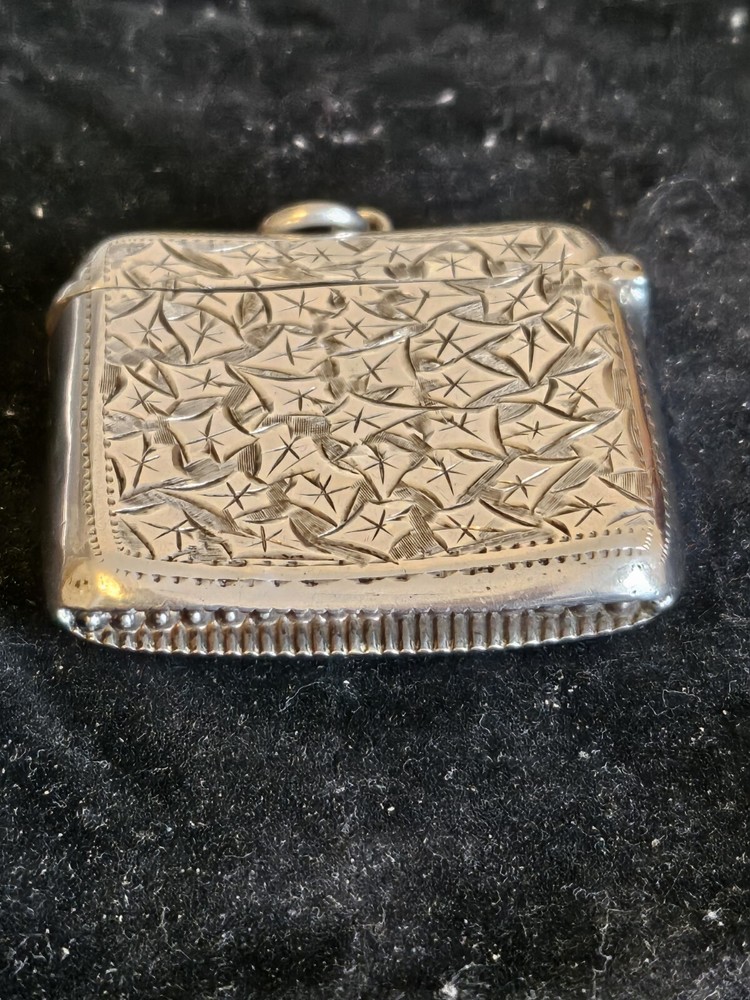 Antique Solid Silver Vesta Case C1903 Fully Hallmarked By Albert Jackson Birming