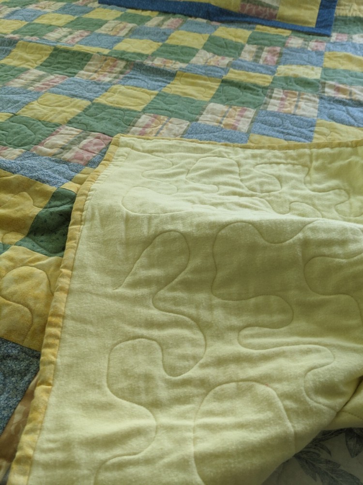 Spring Quilt Handmade 104" X 72" Patchwork With Sham Thin Lightweight Stunning