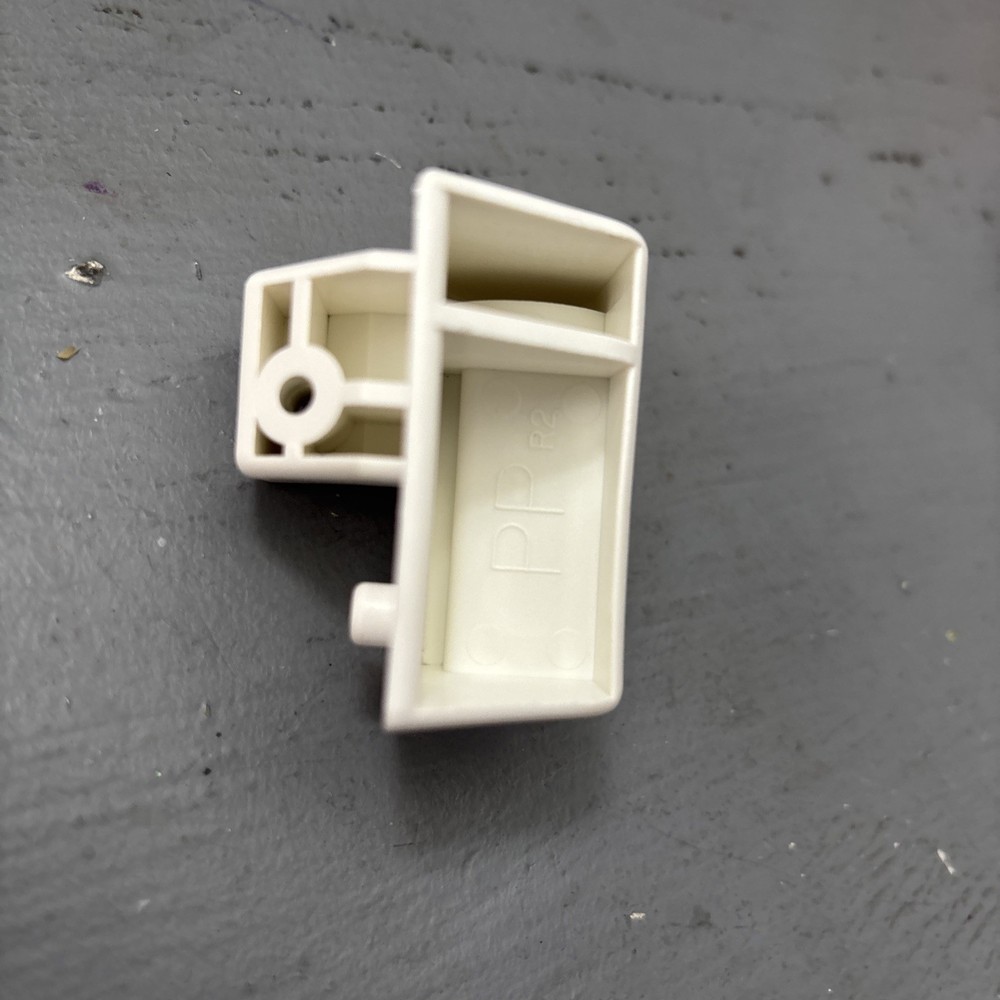 Hitachi Bread Machine Lid Hinge HB-C103