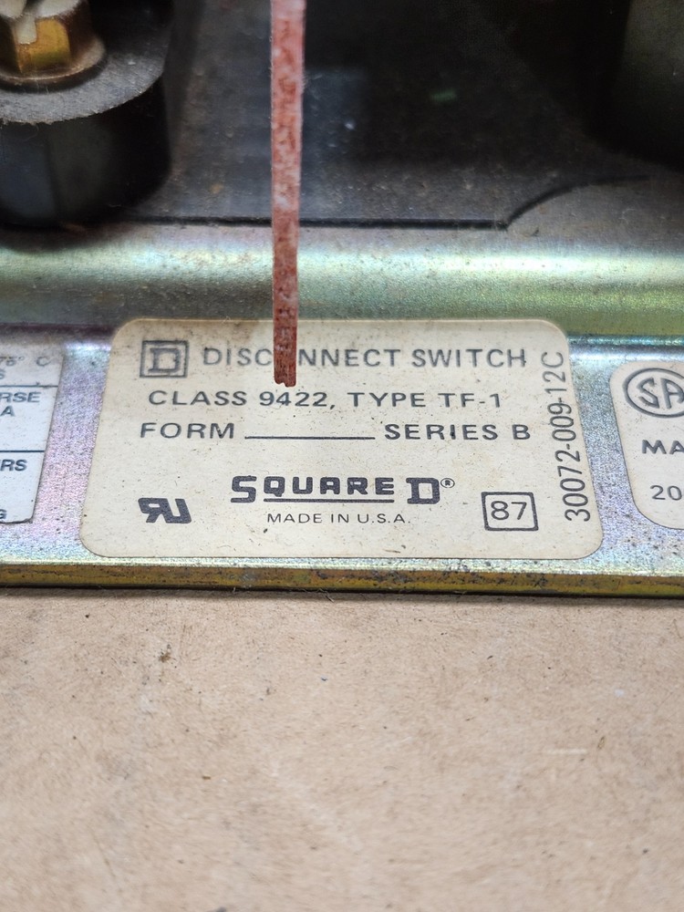 NEW NO BOX SQUARE D DISCONNECT SWITCH CLASS 9422 TYPE TF-1