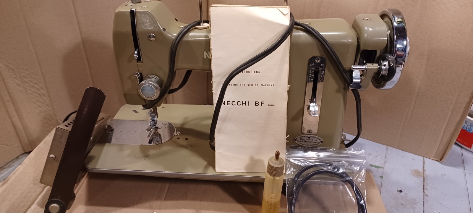 necchi sewing machine vintage Mira BF Italy