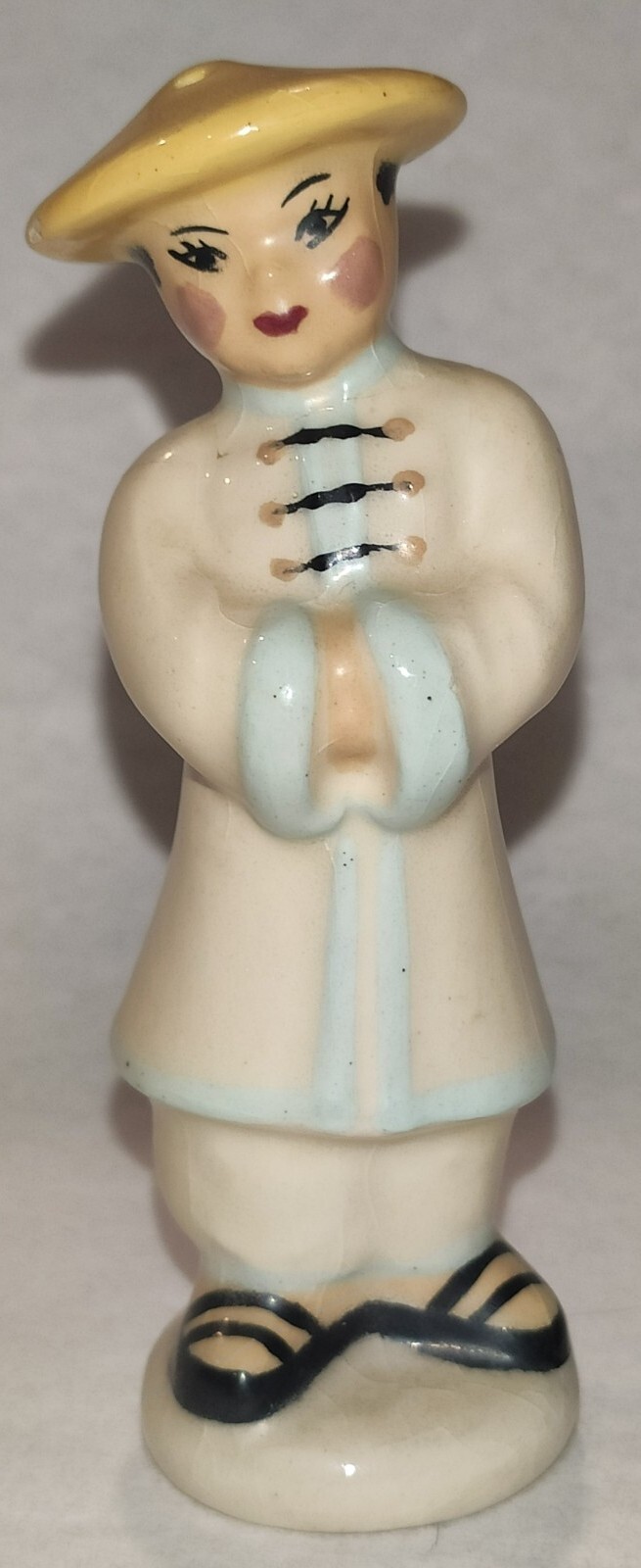 Vintage Ceramic Asian Salt And Pepper Shaker 4¼" Tall Signed **Damaged Read**