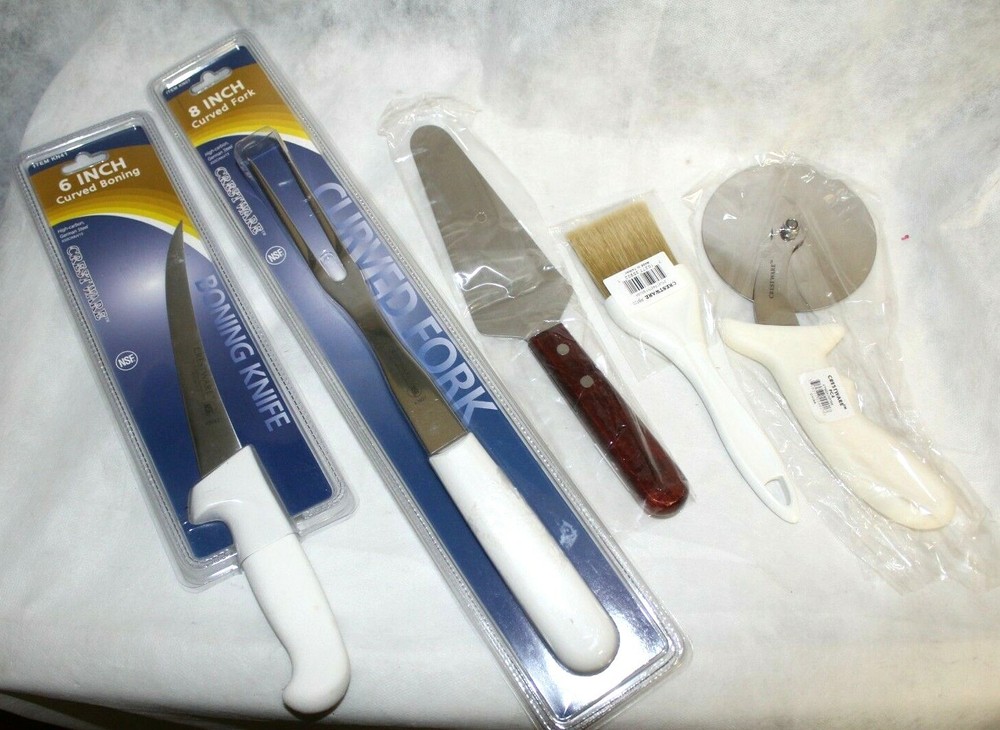 CRESTWARE COOKWARE COMBO SET