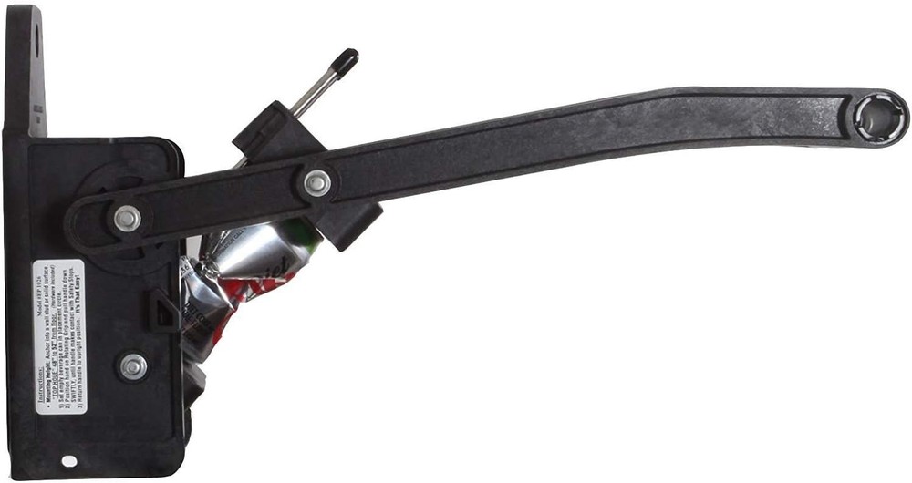 Heavy Duty Wall-Mounted Can Crusher for Effortless Recycling - Easy Pull Design