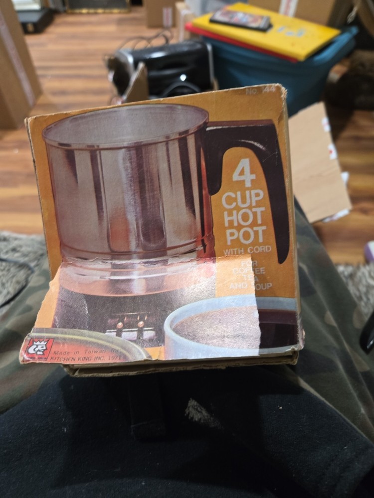 4 Cup Hot Pot With Cord Open Box