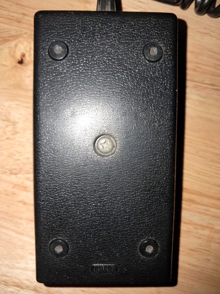 Kmart Code 6-39-45 Chairside Headphone Mono/Stereo Remote Control / Untested