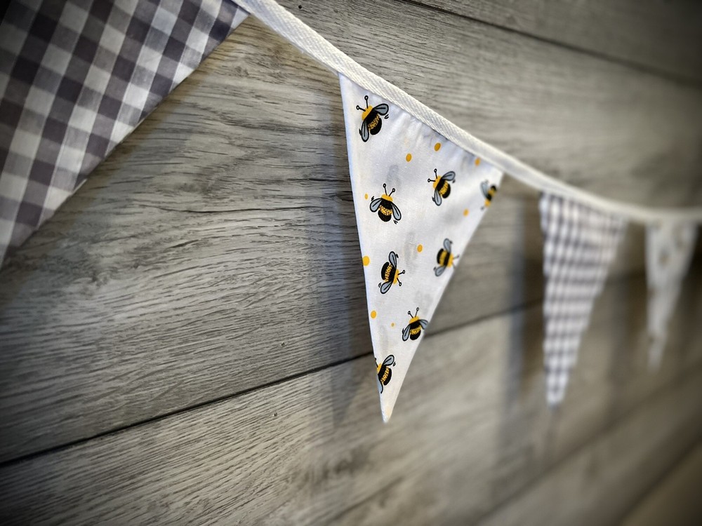 Handmade Bumble Bee / Bee Bunting , Double Layer, FREE POSTAGE