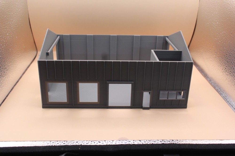 224166 HO- Scale Product transfer building