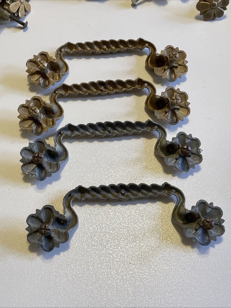 Vintage Flower 14 Flower Drawer Knobs Pulls