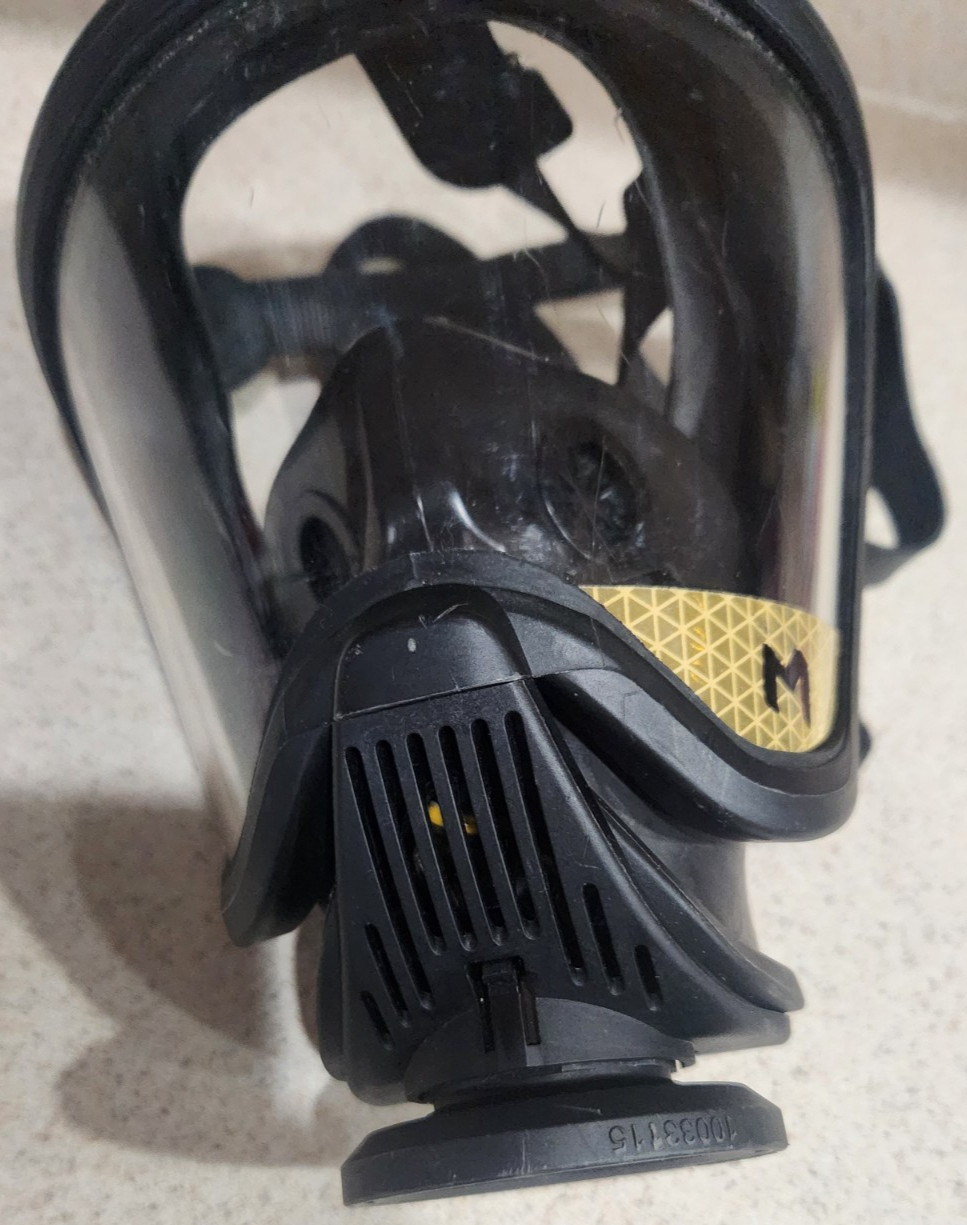 MSA Ultra Elite Full-Face Mask SCBA Size Medium *Free Shipping*