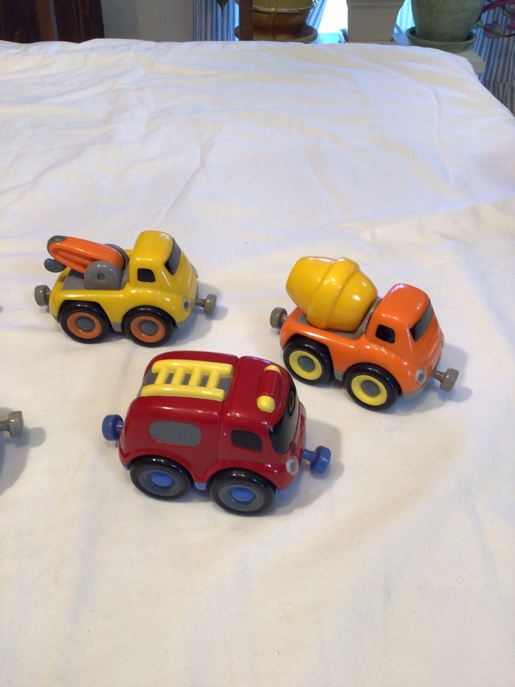 Link N Go Magnetic Vehicles