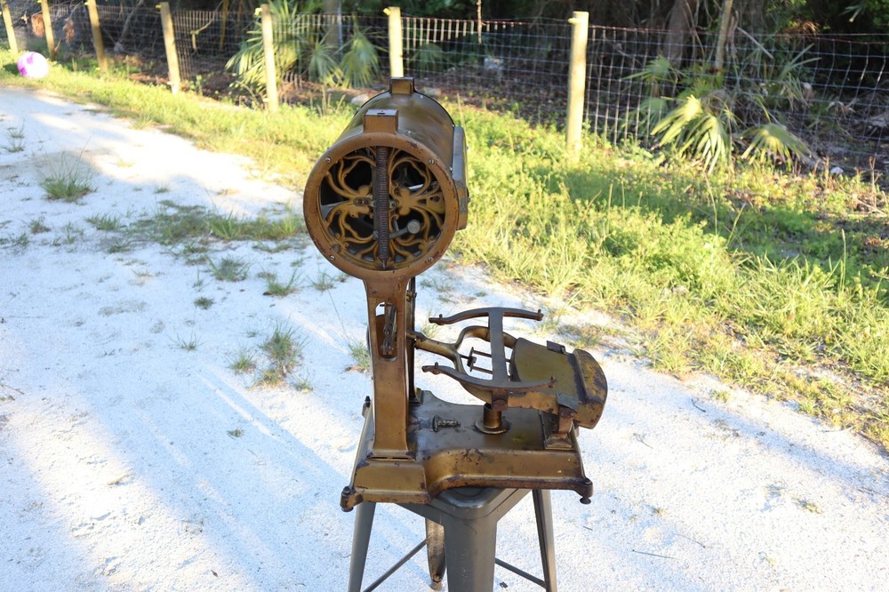 ANTIQUE DATYON COMPUTING SCALE 30 LB CAPACITY STYLE 1700 FOR PARTS, NOT WORKING