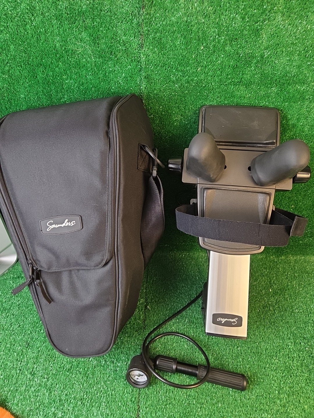 Saunder Cervical Neck Traction Device. *For Parts/Repair*Doesnt Pump