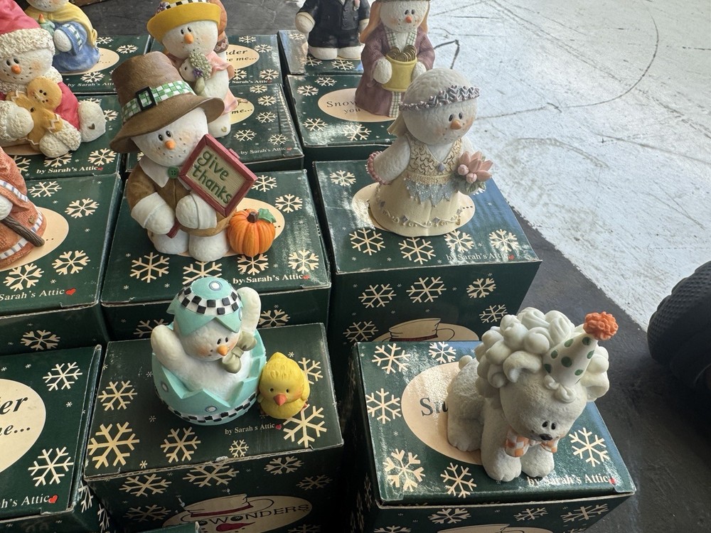 Sarah's Attic Snowonders Figurine