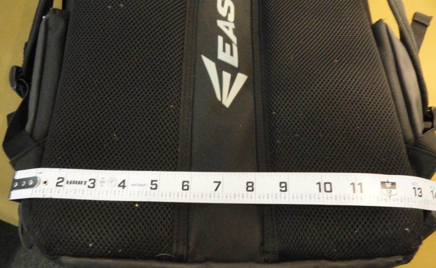 EASTON WALKOFF ELITE BASEBALL SOFTBALL HEAVY DUTY HELMET BLACK BAG BACKPACK