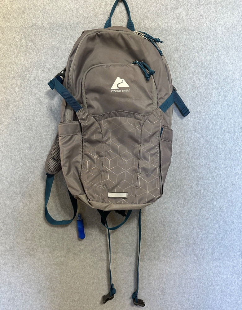 Ozark Trail 14 Liter Hydration Backpack, Grey - Used