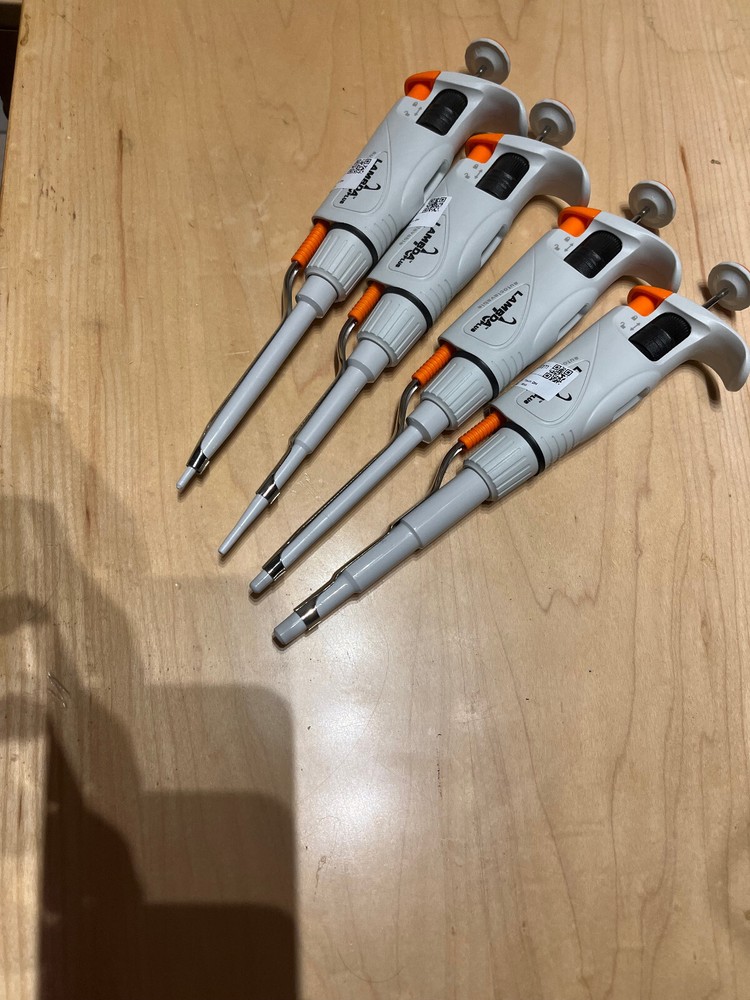 Corning Lambda Plus   Pipettor  pipet variable  set 200 20 1000  autoclavable 10