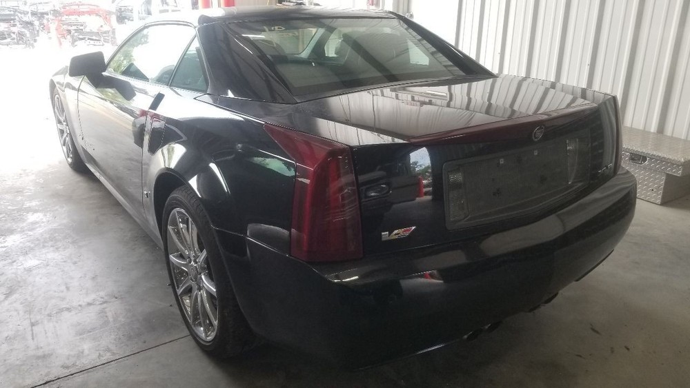 08 CADILLAC XLR-V CONVERTIBLE ROOF FORWARD HINGE LEFT DRIVER