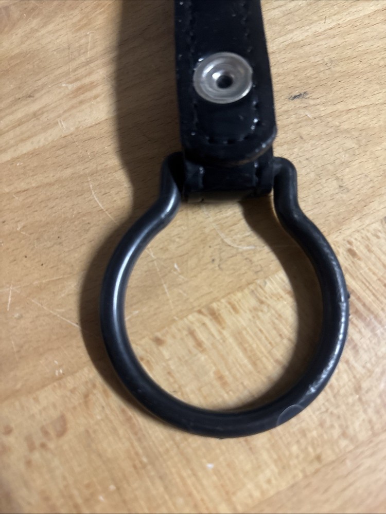 Patterned leather belly club loop