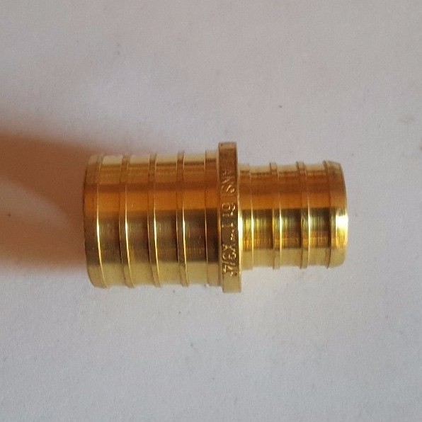 1 Pc. XFITTING 1" x 3/4" Pex Coupling, Pex Reducing Coupling 26-4-8=1