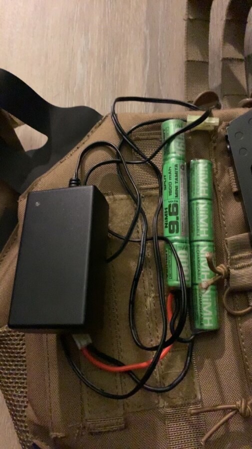 Airsoft Gun / Gear Bundle