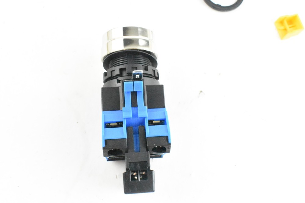 Idec HW4L-M1F20QD-A-120V