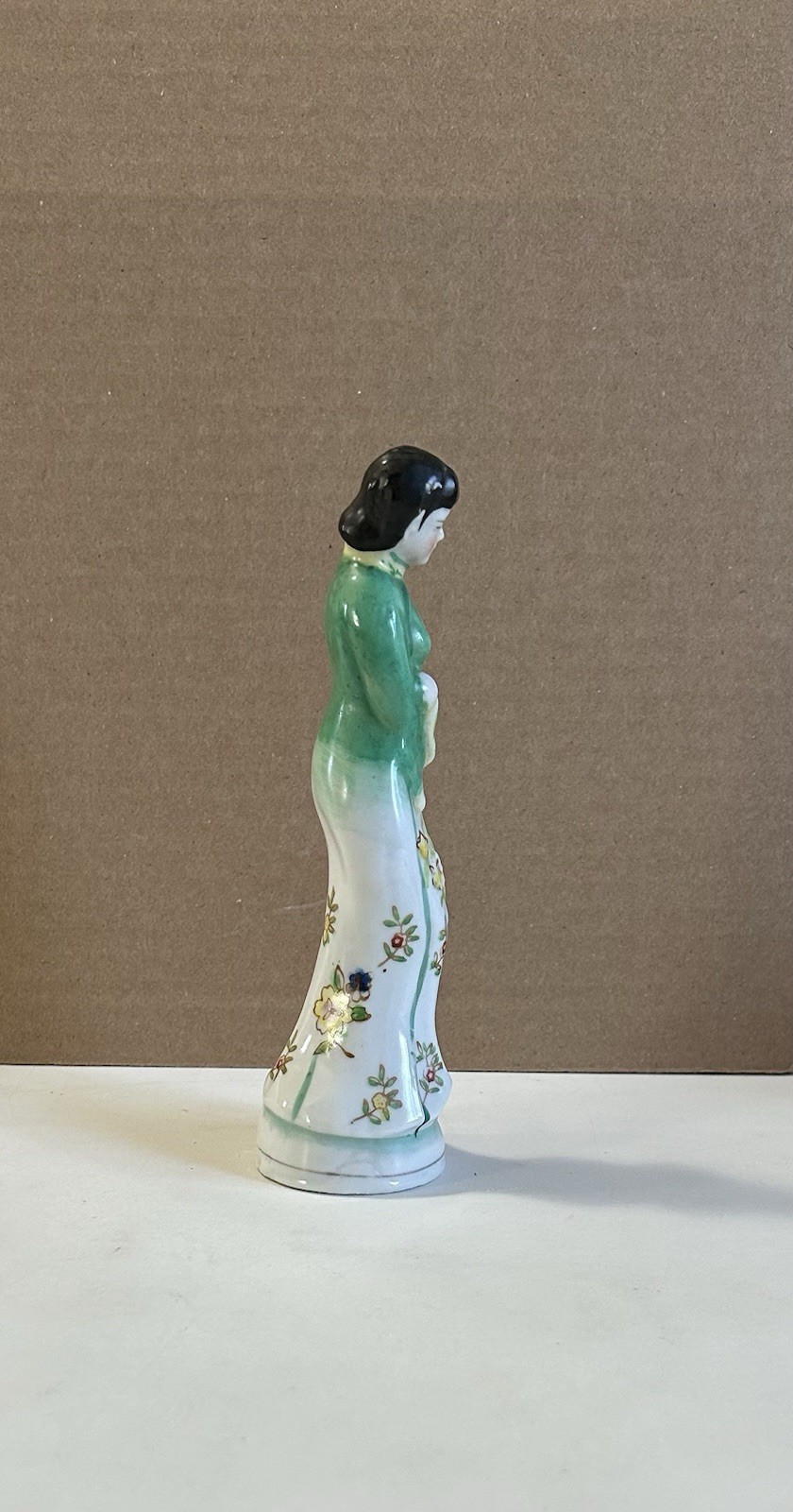 1940's Porcelain Hand Painted 7" Asian Geisha Woman Figurine Occupied Japan