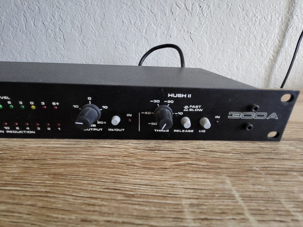 Vintage Rocktron 300A Compressor/Limiter Hush II Dynamic Processor