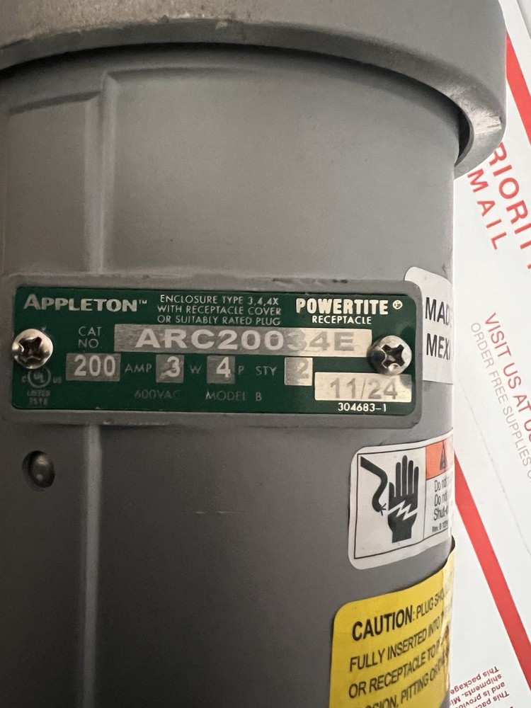 ARC20034E Emerson/appleton Plug inline Style