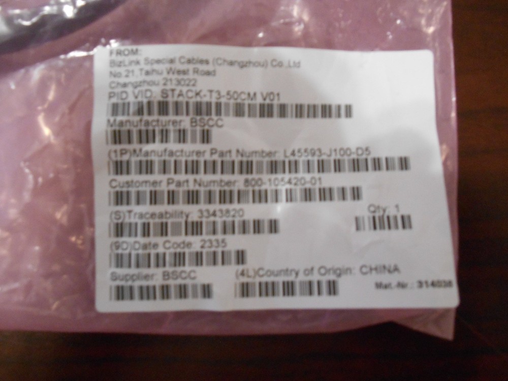 Cisco STACK-T3-1M Stacking Cable for Catalyst 9300 (New)