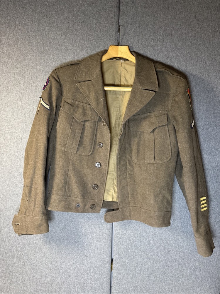 Vintage WW2 Jacket Size 36R 3rd Army Patch