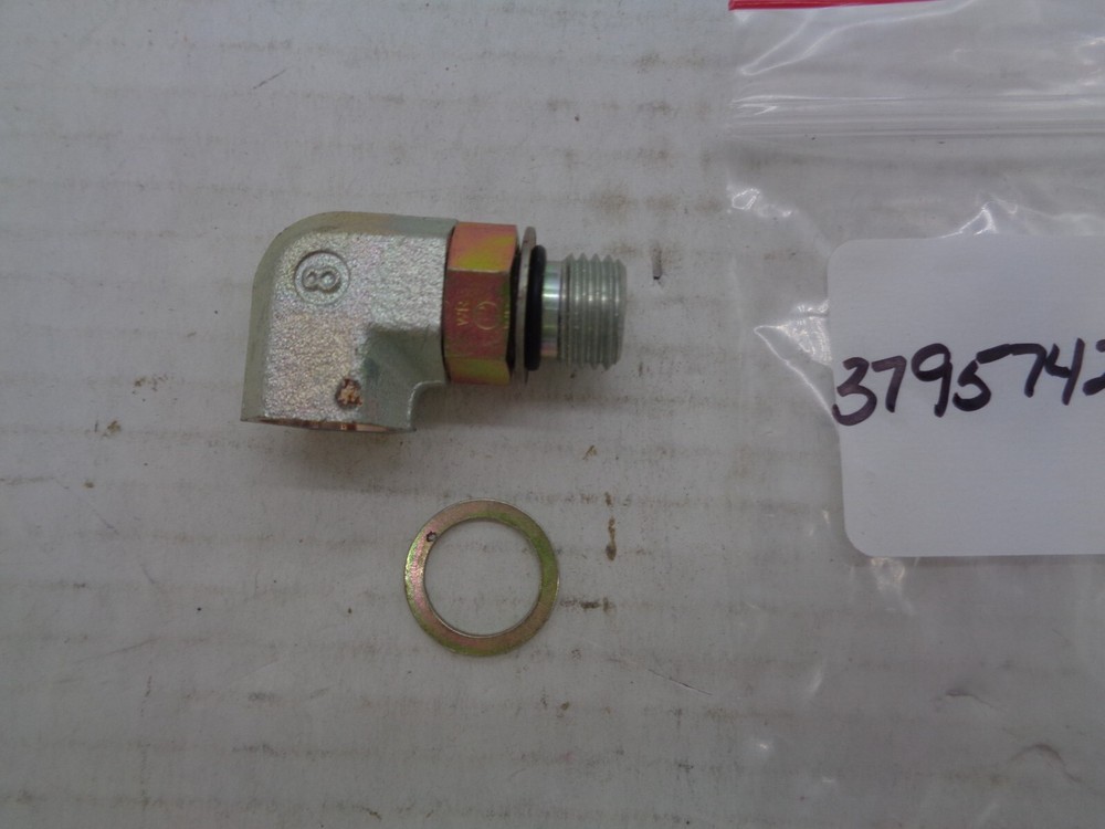 AGCO ELBOW UNION - 3795742M1 - BX20