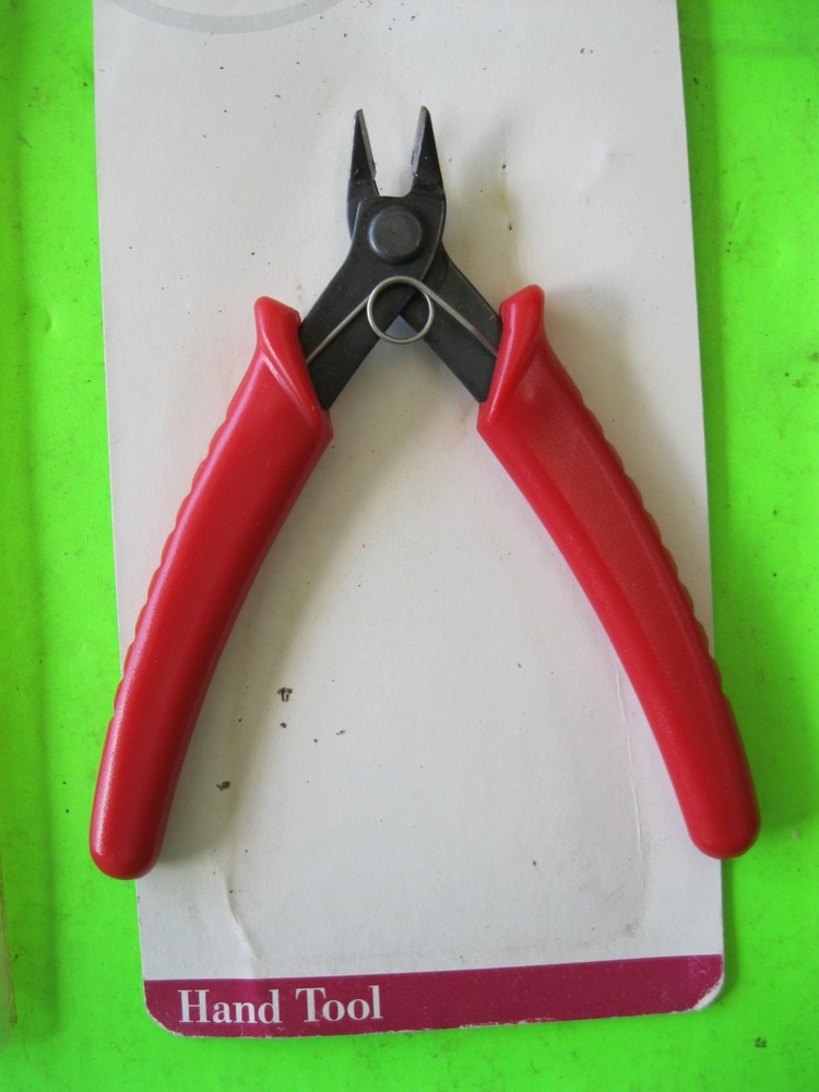 Radio Shack 5" Nippy Cutters Easy Grip