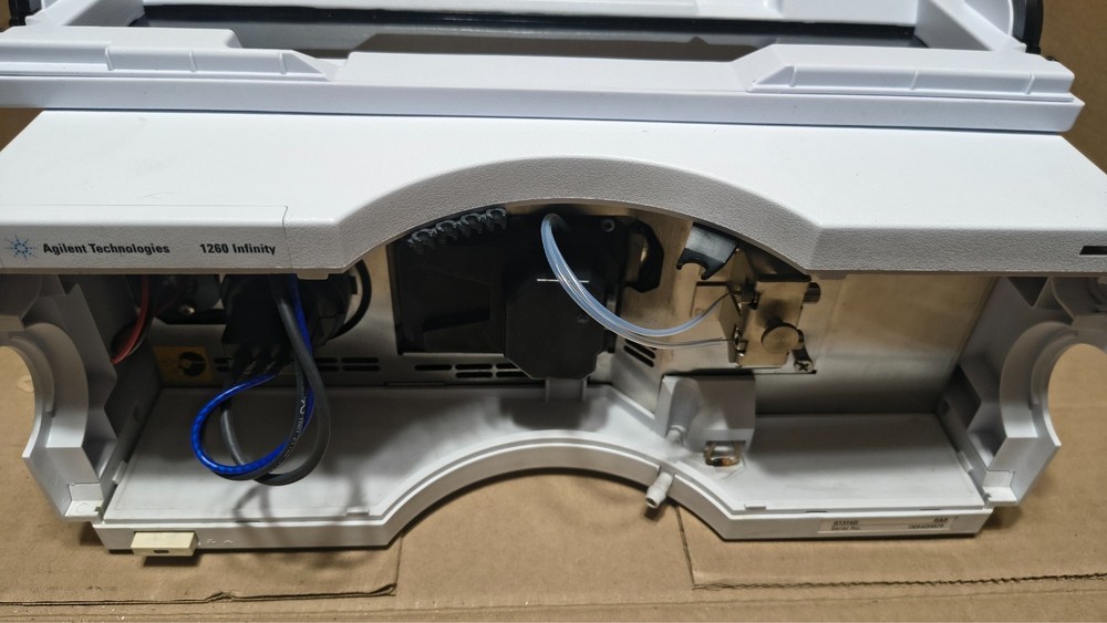 AGILENT 1260 DAD G1315D DIODE ARRAY DETECTOR - Tested and Working