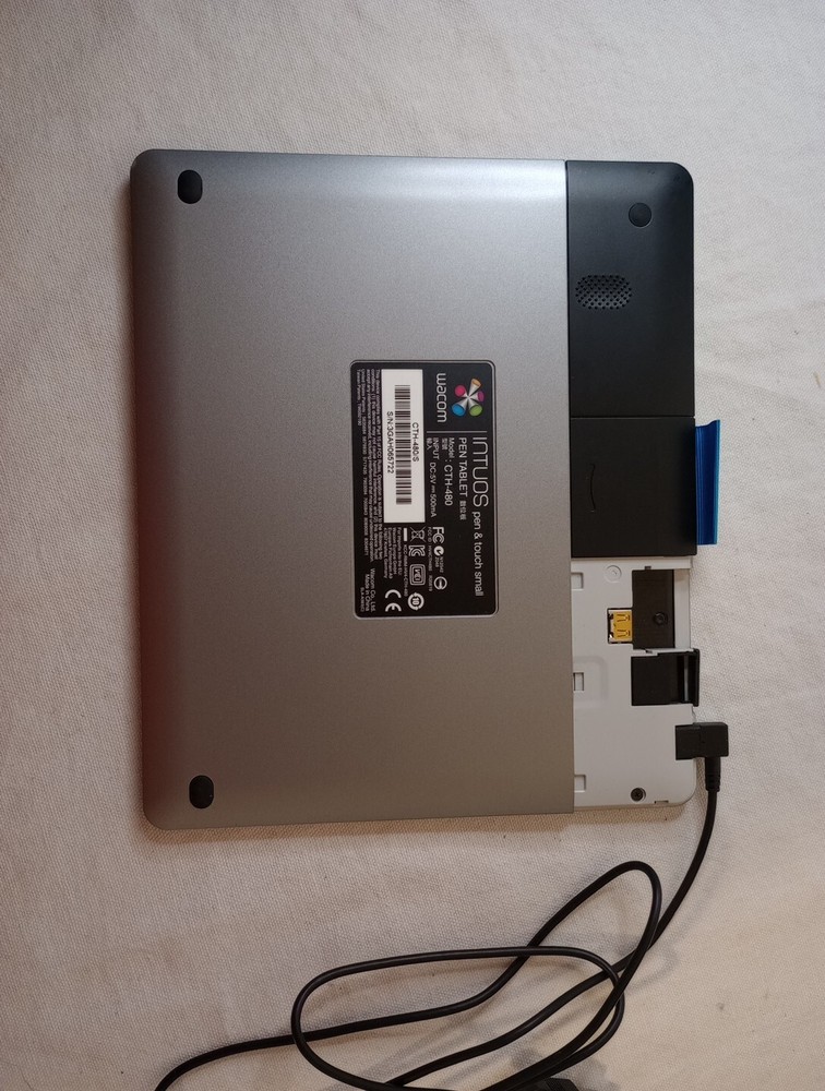 Wacom Intuos CTH-480 Touch Graphics Tablet MISSING PEN UNTESTED Drawing Tablet