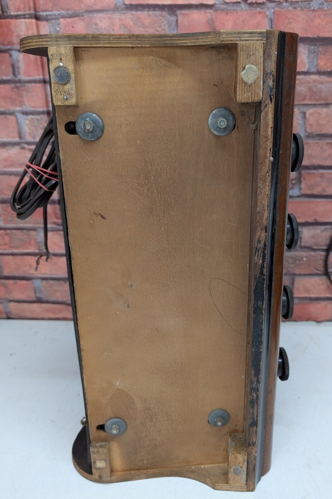 1950's Pye P.45 Table Valve Radio For Restoration (untested)