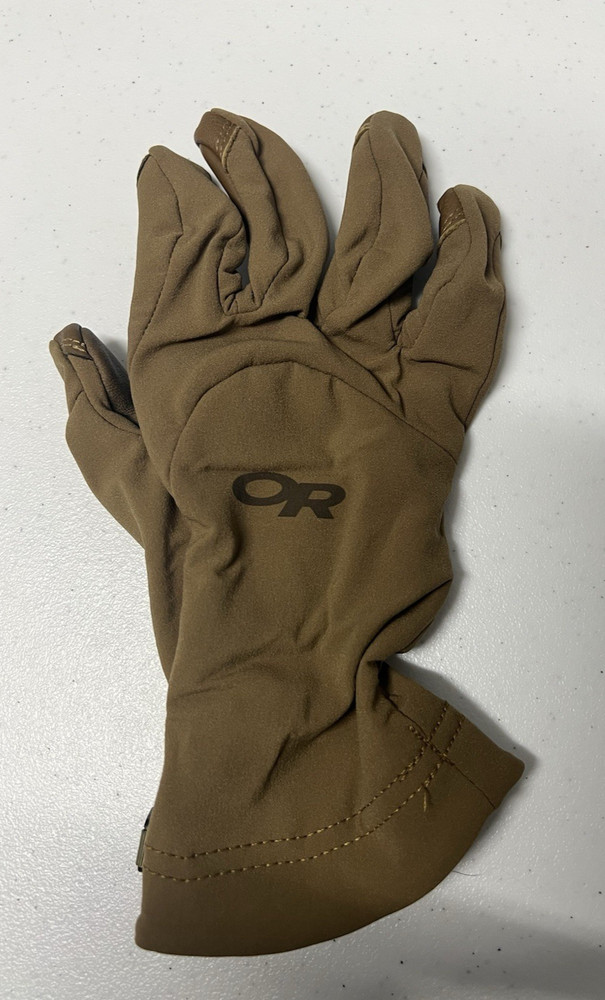 MGS Softshell Gloves -Style 243263 Color Coyote Medium New