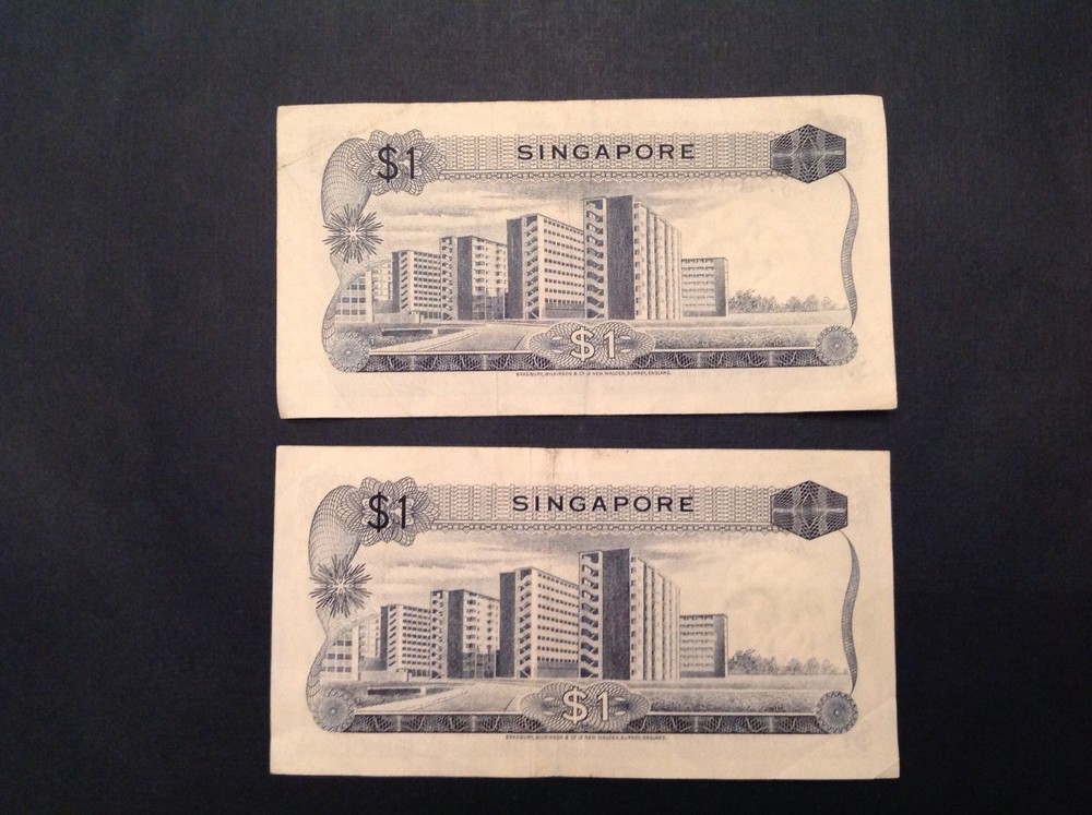 1971 Singapore One Dollar without Red Seal P 1c Two Notes