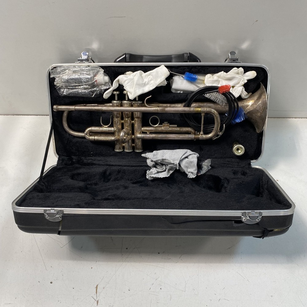 Sky Trumpet Bb Silver Hard Case
