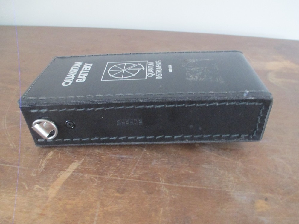 Quantum Battery 2 - External Battery Power Pack For Portable Flash