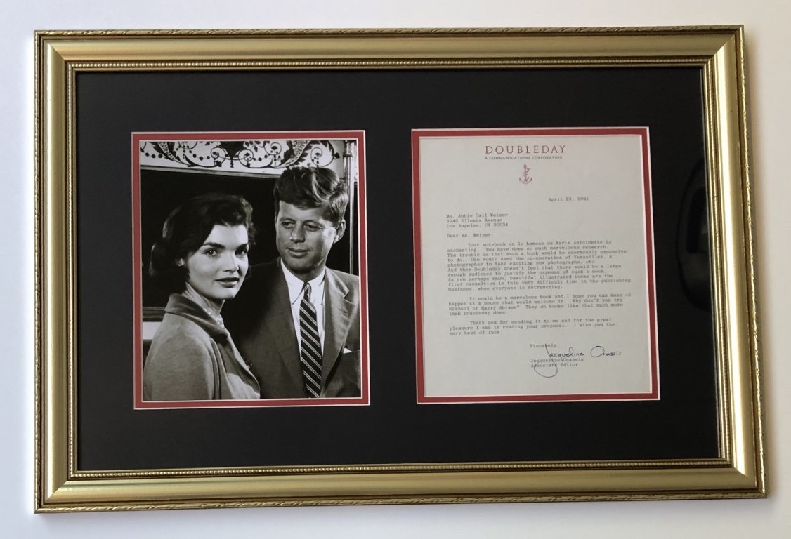 JACKIE KENNEDY JSA SIGNED LETTER RE: VERSAILLES/ JOHN F. KENNEDY WIFE/ AUTOGRAPH